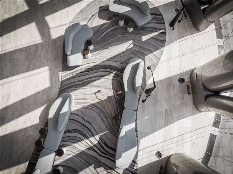 中银大厦 | 光影艺术的办公空间-29