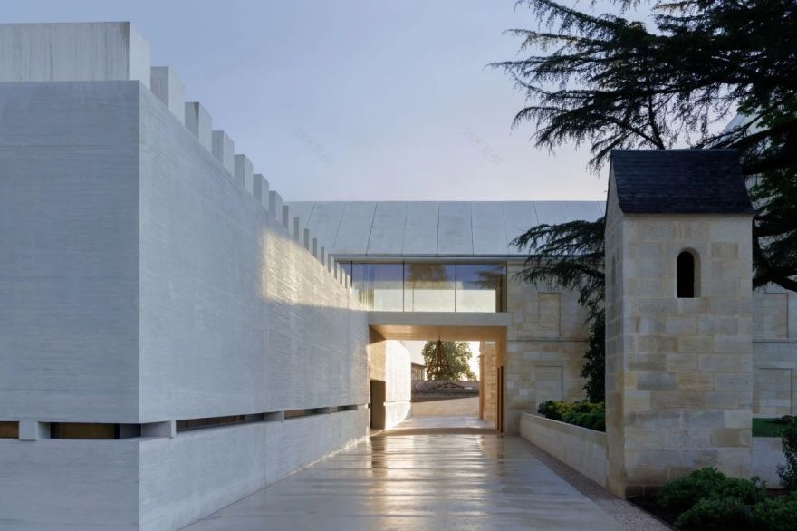 赫尔佐格与德梅隆 建筑是时代的镜子_20240329-70