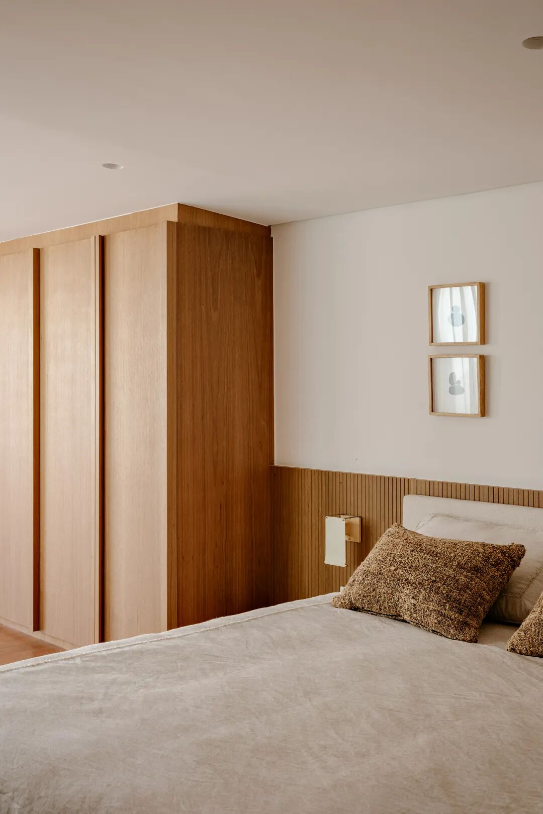 温暖治愈系现代大宅 · 白与木的极致碰撞丨巴西圣保罗丨VOA Arquitetura-25