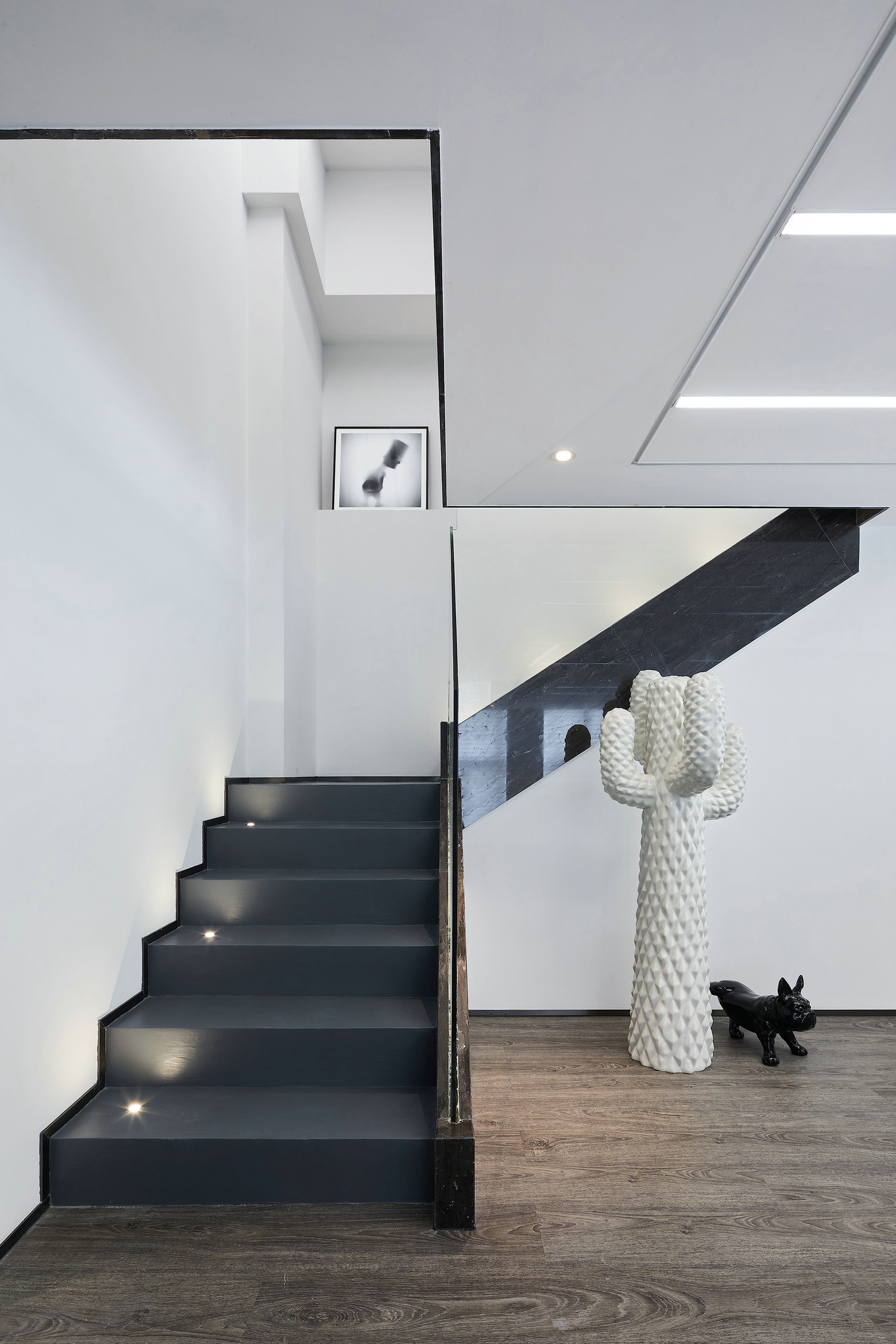 如墨设计｜创意美学玩转空中Loft办公样板-13