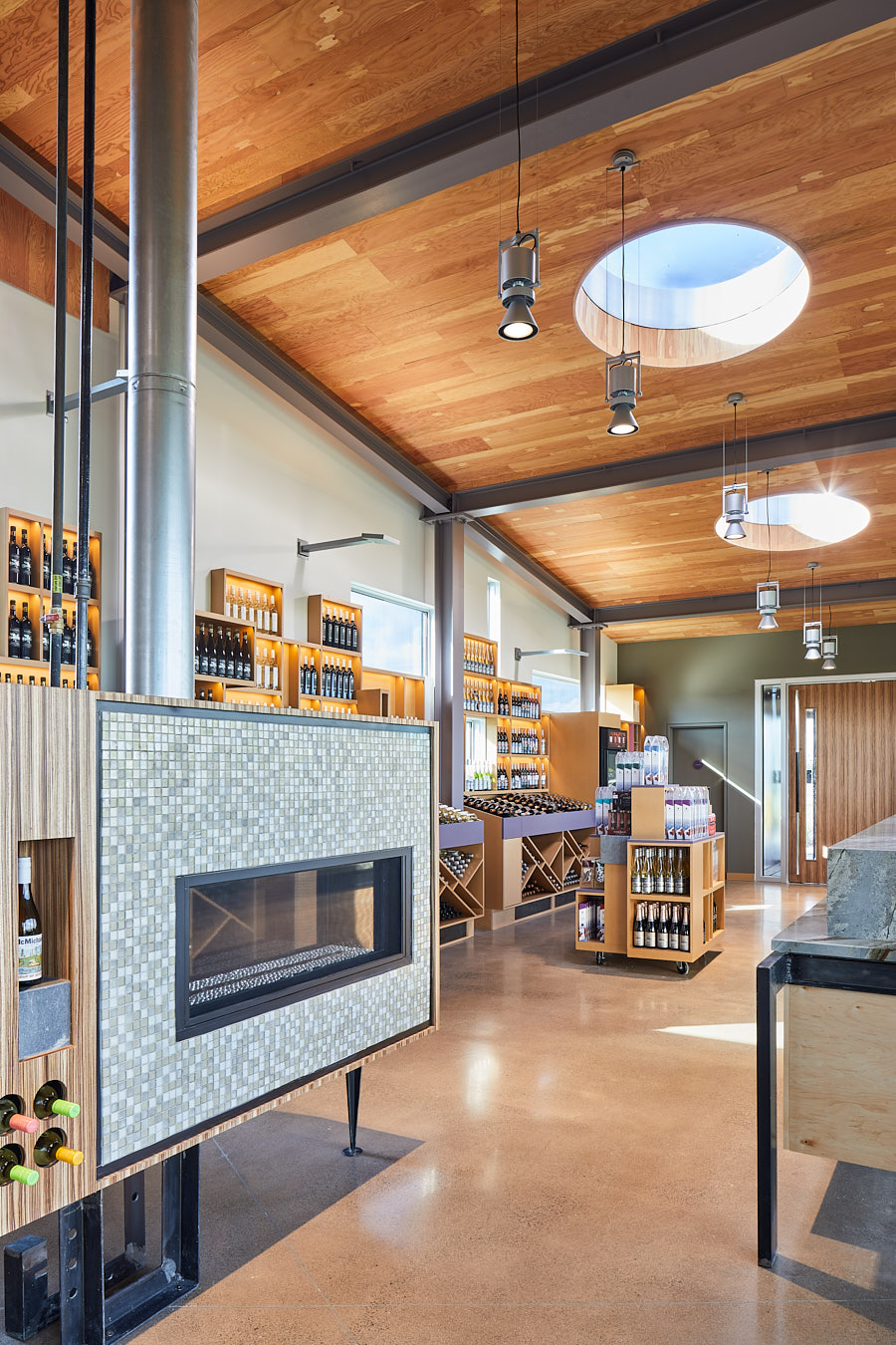 尼亚加拉湖畔葡萄酒庄园零售与品鉴亭-12