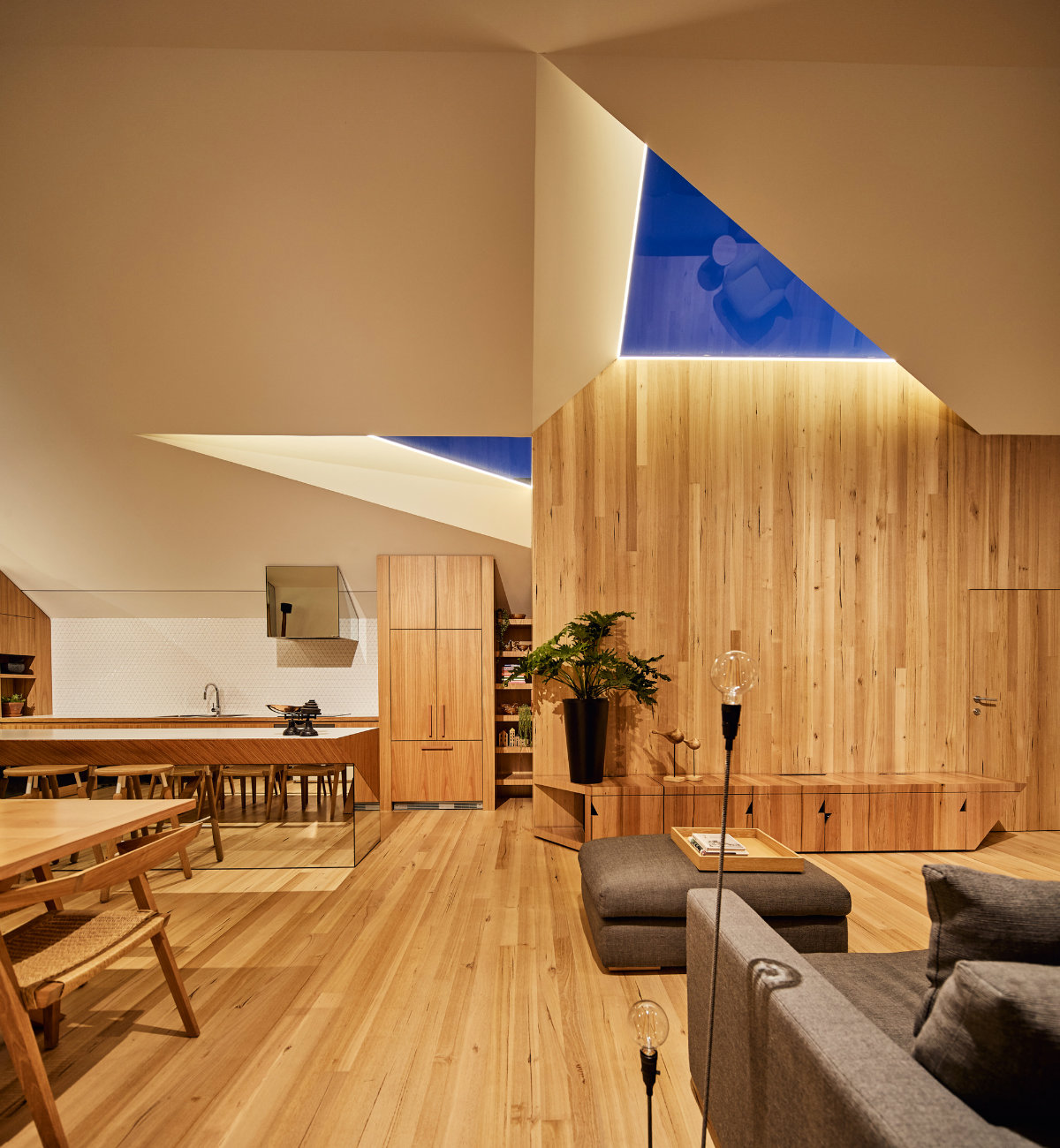 他和她的房子，打造屋顶莫比乌斯环  FMD Architects-27