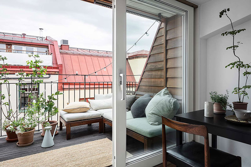 哥德堡特色阁楼公寓 | 倾斜天花板、巨型书架、温馨阳台-18