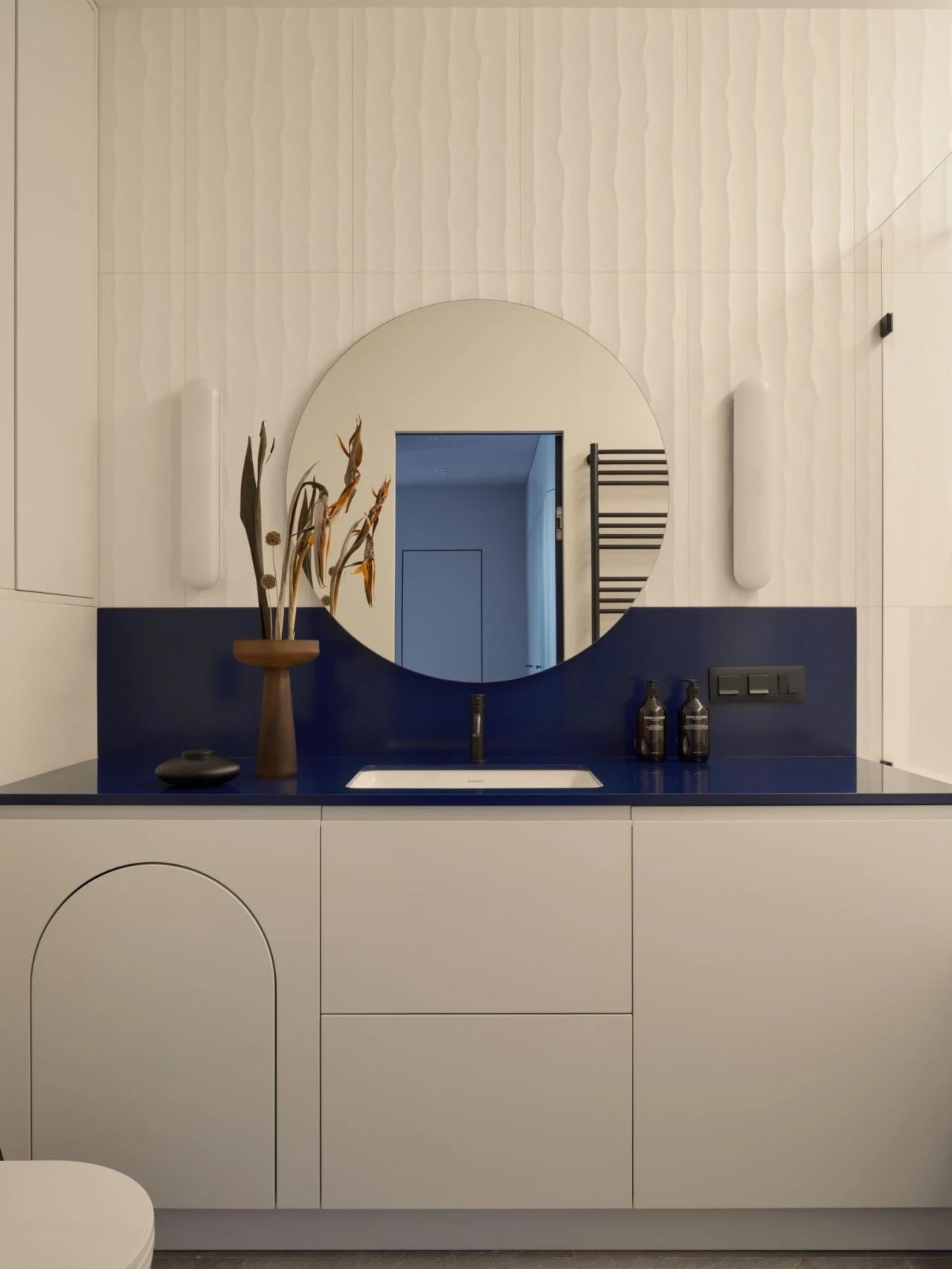 奶油风公寓设计丨Sasha Levina-31