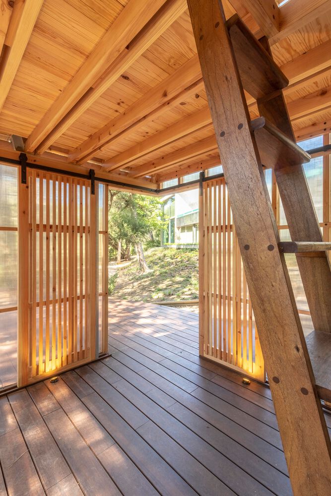 悬浮的木质雕像丨Patina Garden Studio-25