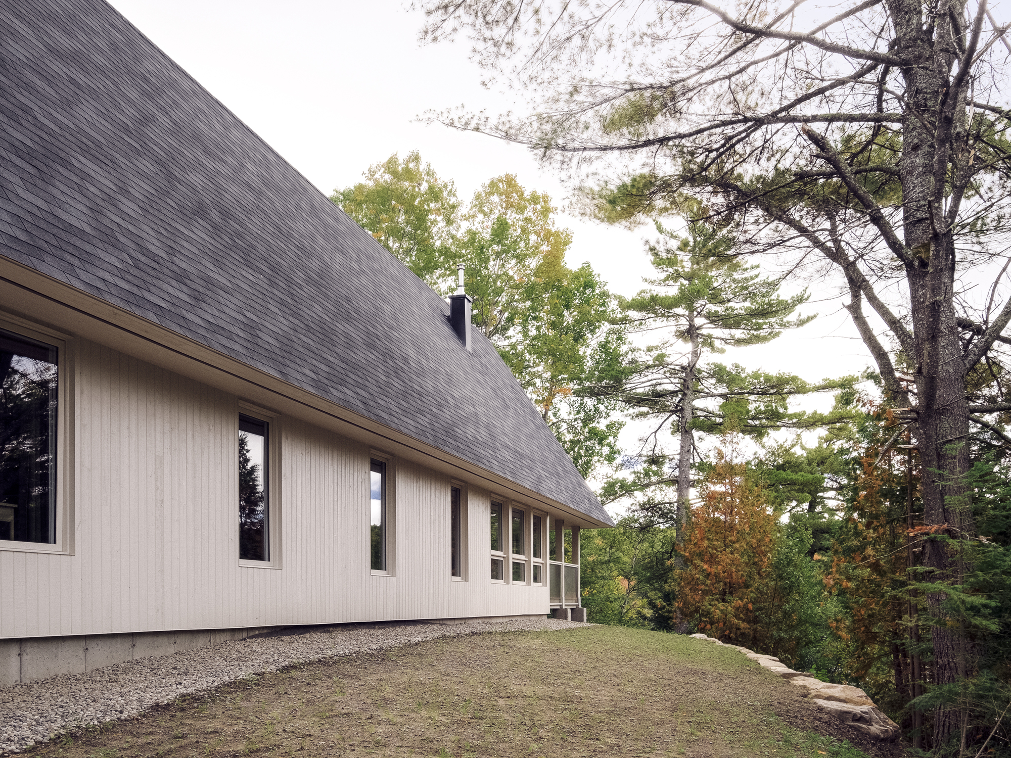 鹰巢屋丨加拿大魁北克丨mainstudio architecture-15