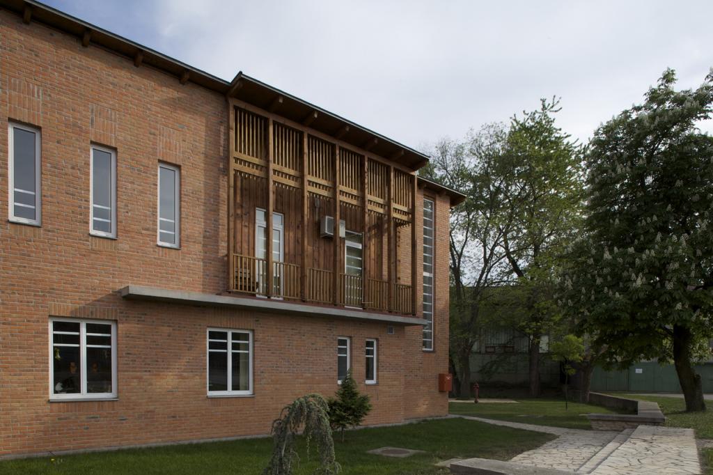 Szerencs市城市实习与区域教育咨询专业服务处建筑丨Varga Csaba-25