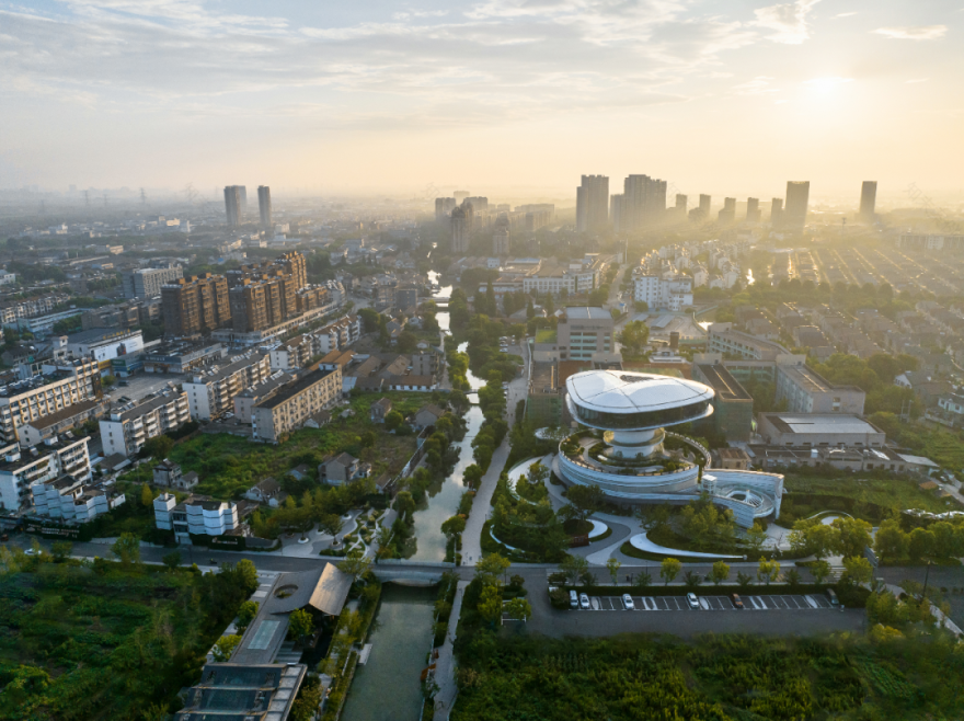 嘉兴万科·渔里未来,穿越光年 幻梦三体丨中国嘉兴丨上海柏熙标识有限公司-0