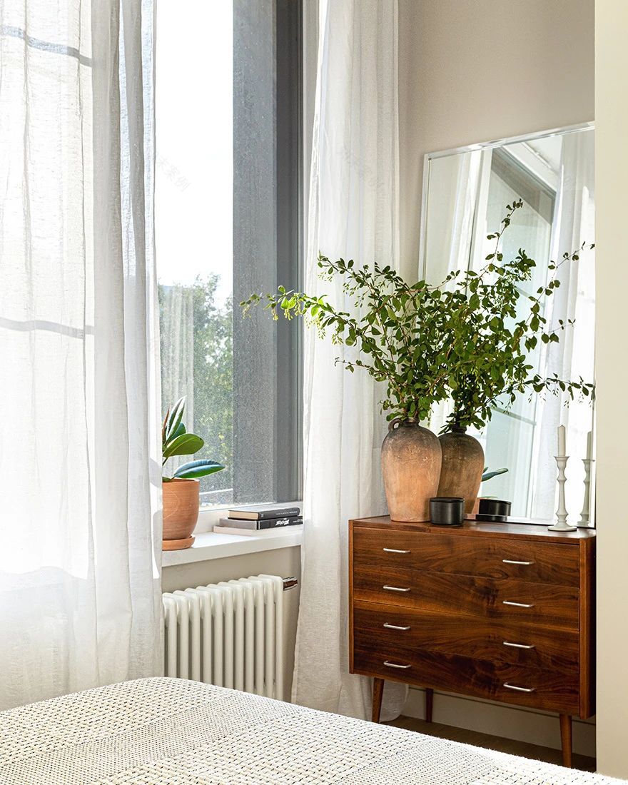 四口之家清新淡雅风室内设计丨Elena Sorensen-20