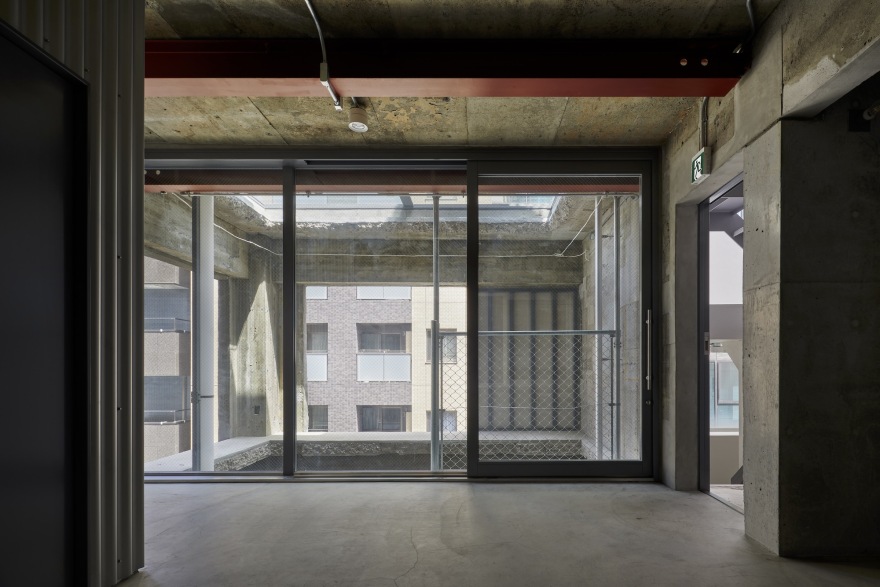 SAISEI Office Building in Kandanishikicho / Saisei Kenchiku Laboratory-21