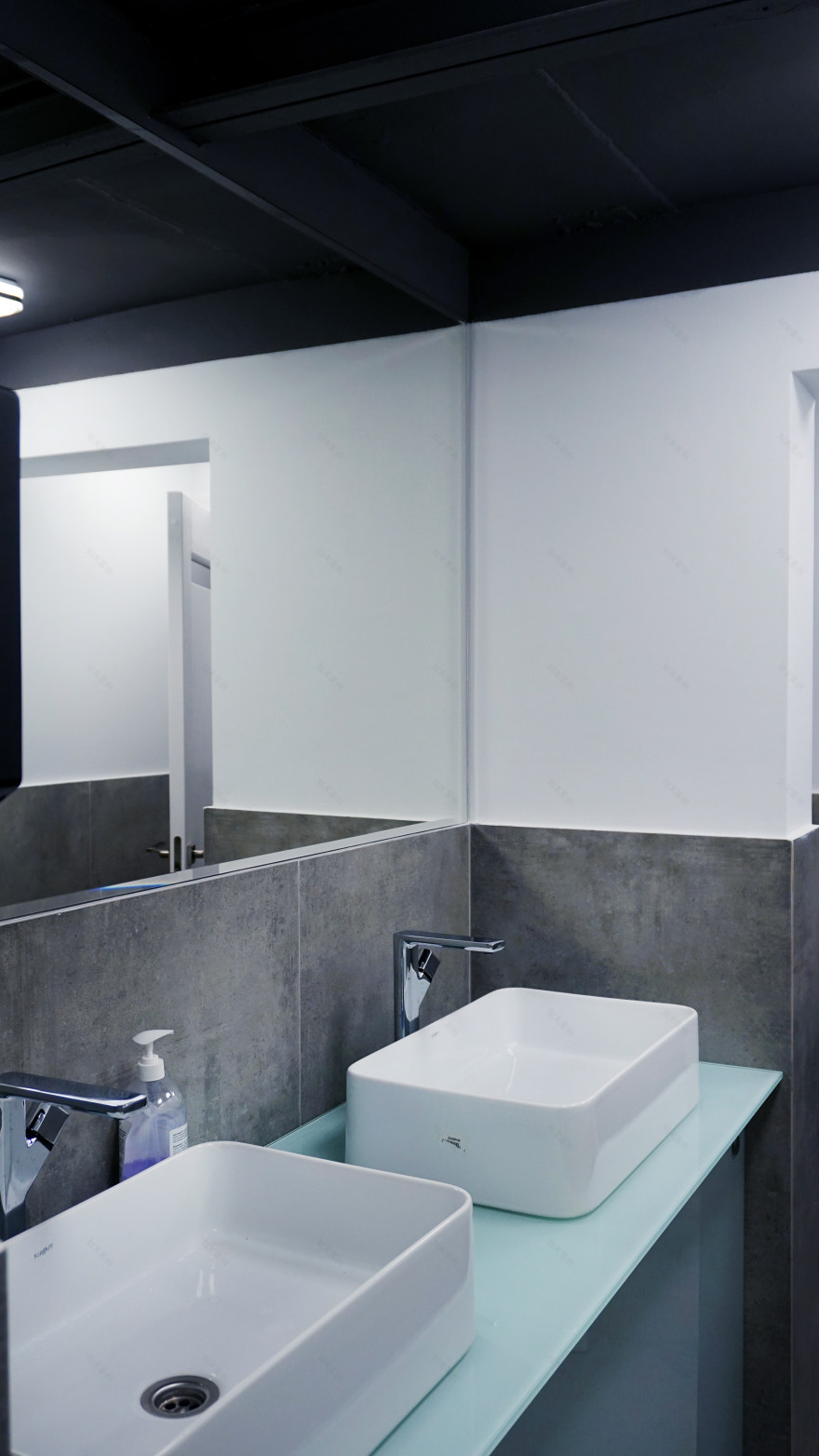 玻璃厂Дана外立面与室内设计项目-8