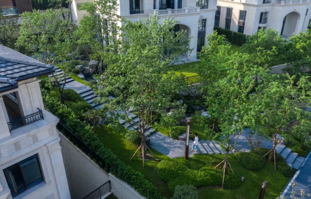 重庆龙湖天奕别墅区景观-5