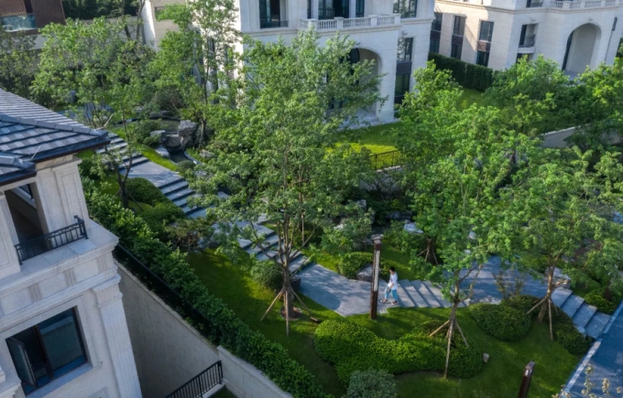 重庆龙湖天奕别墅区景观-5