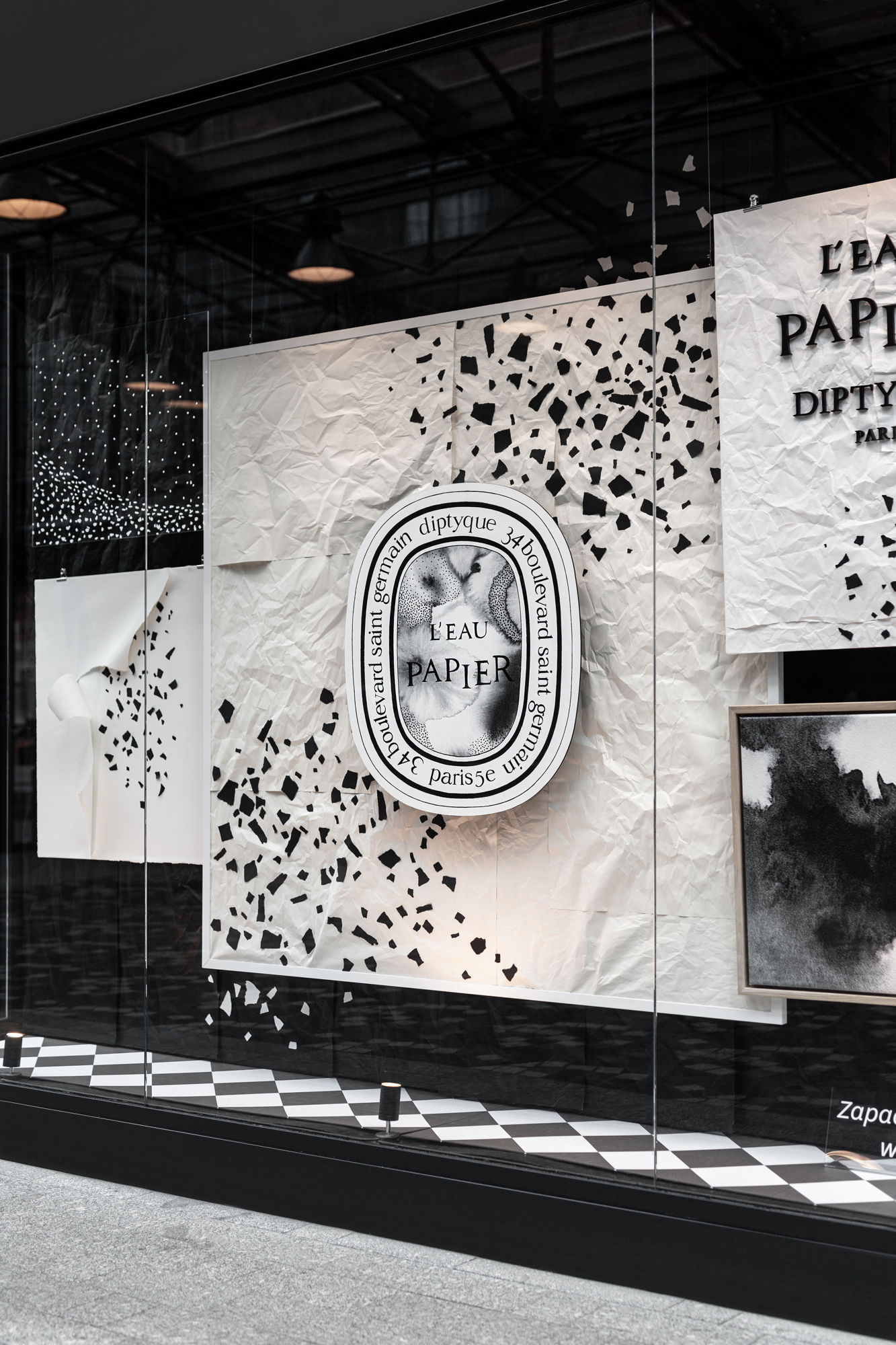 Window display: Galilu x Diptyque "L'EAU PAPIER"-3