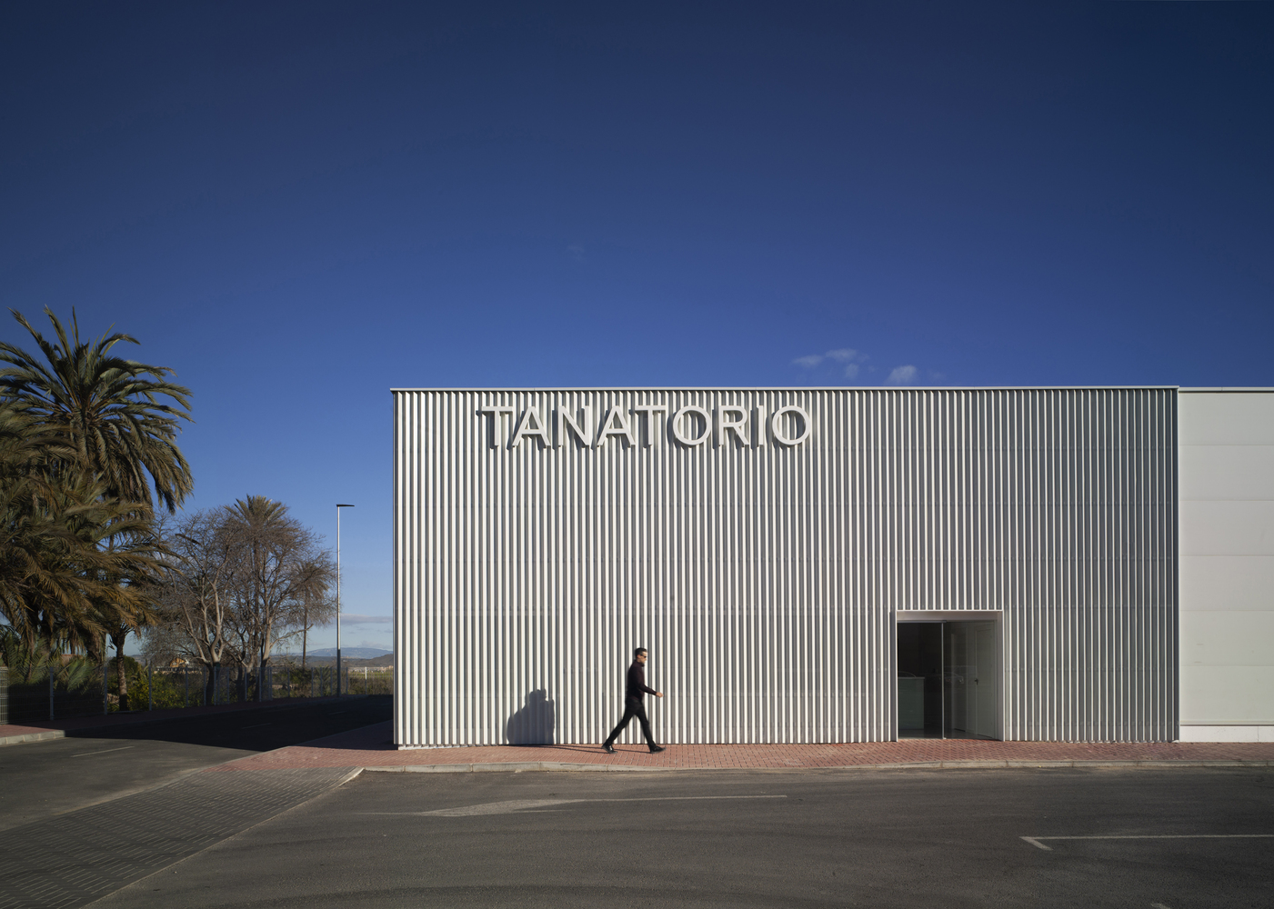 西班牙 DEL CARMEN 工业厂房改造丨MCEA | Arquitectura-12