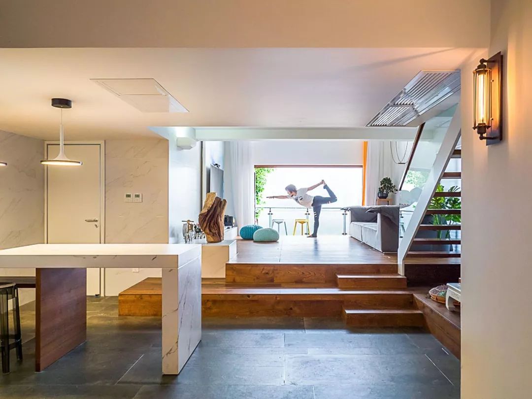 他在20楼挖池塘、造园子，把家改成空中花园，只花3000元-87