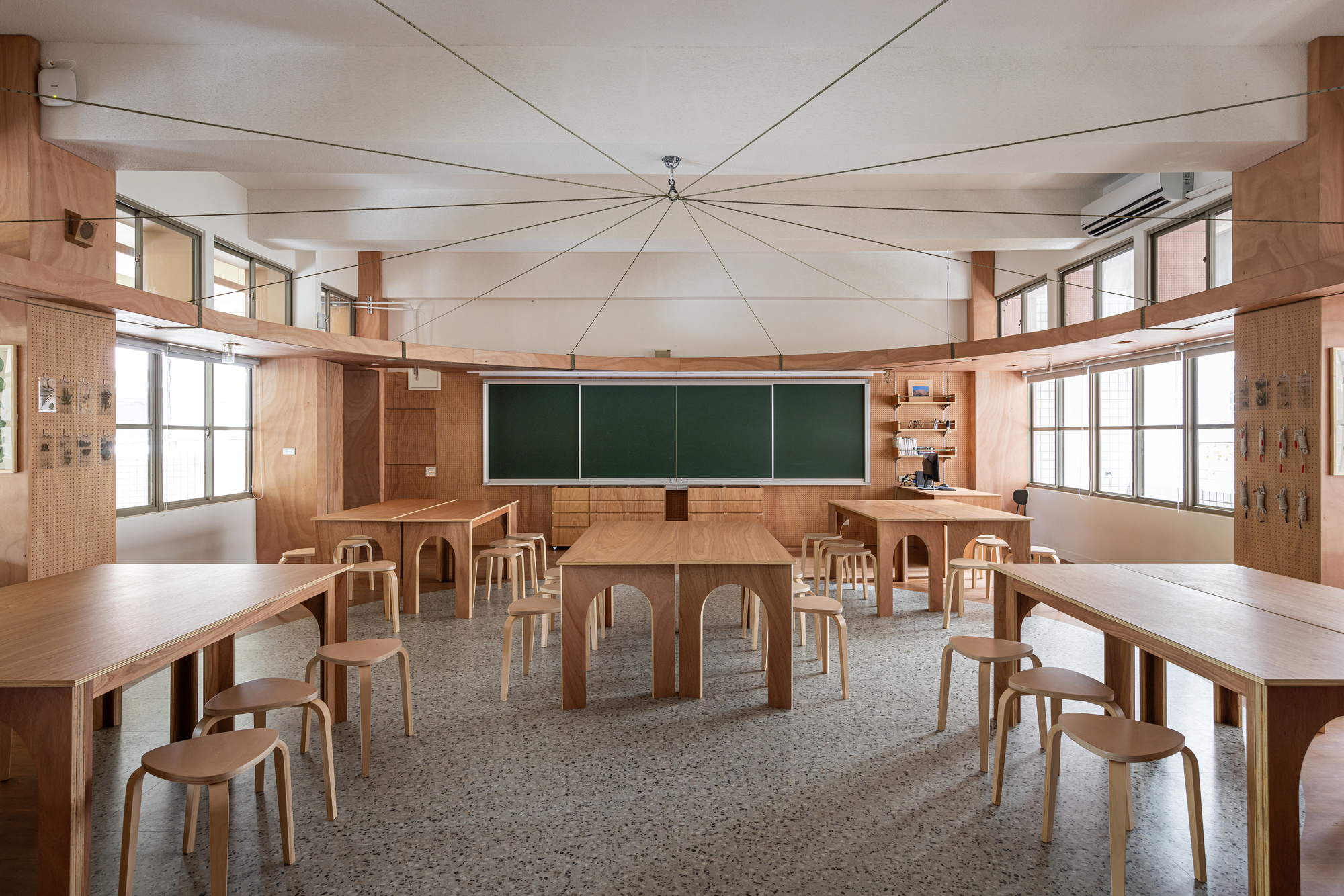 Qingshan Forest Junior High School Classroom / 317designstudio-14
