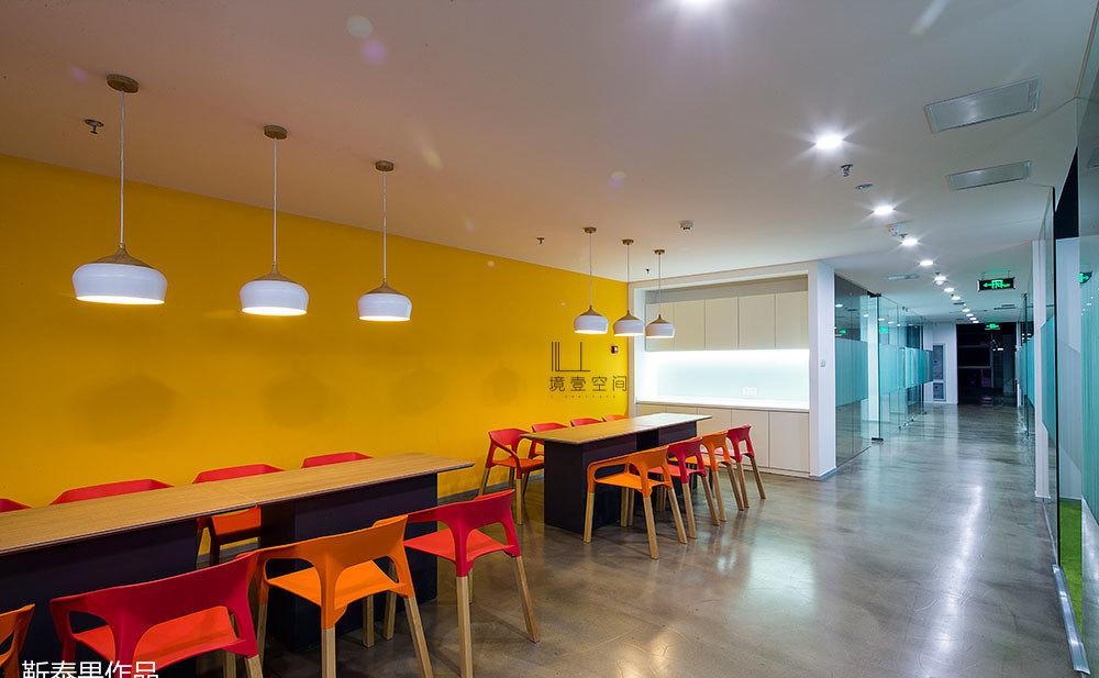 成都飞鱼星空办公室-4