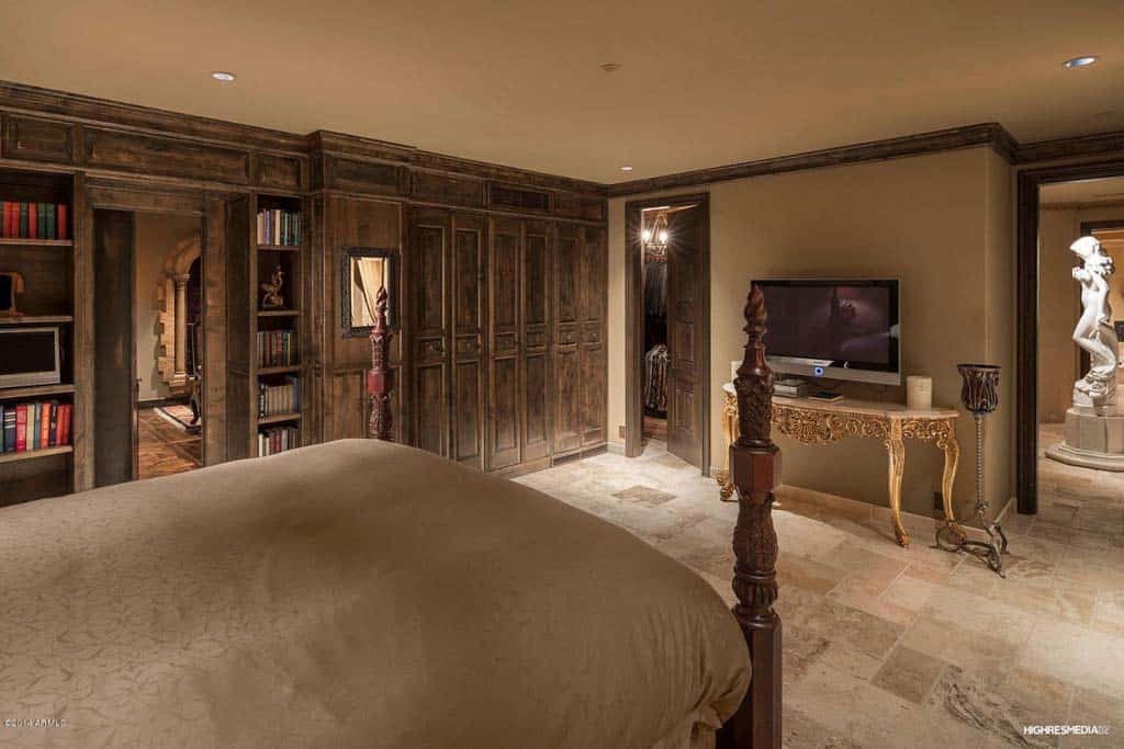 Medieval masterpiece: Italian-inspired gothic villa in Scottsdale-26