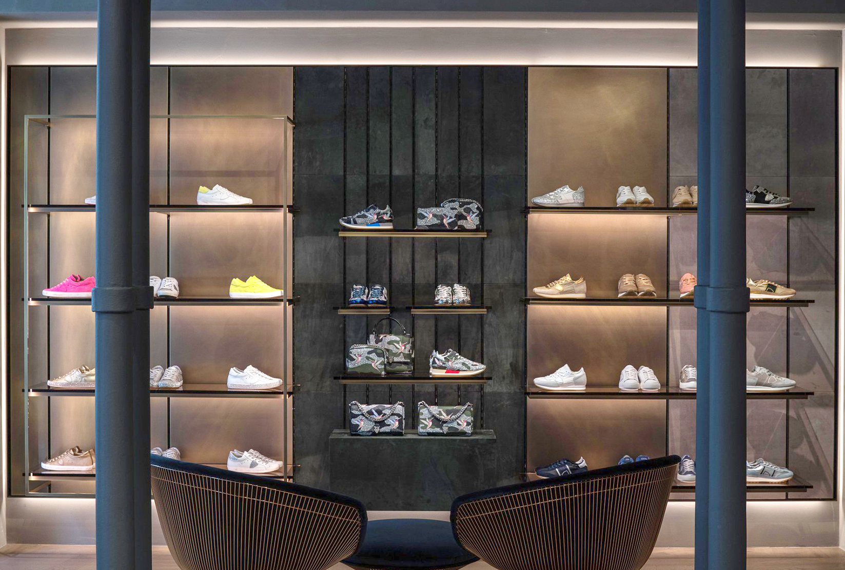 巴黎菲利普模特精品店丨法国巴黎丨Marco Costanzi Architects-6