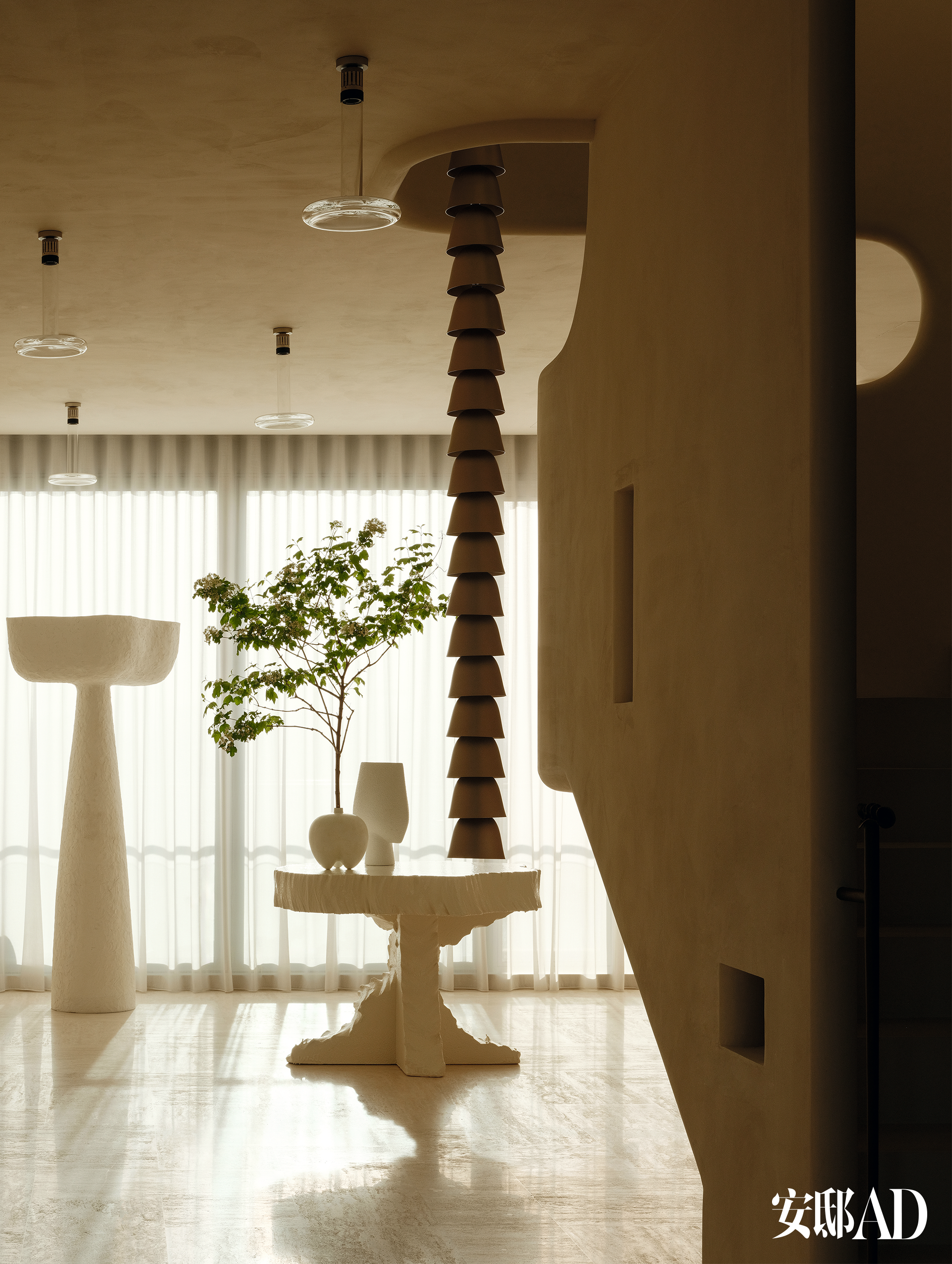 封面故事  她和100件艺术品一起生活-30