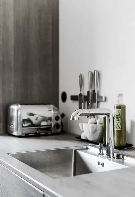 瑞典 4 米挑高多层公寓，简约现代设计展现空间魅力-14