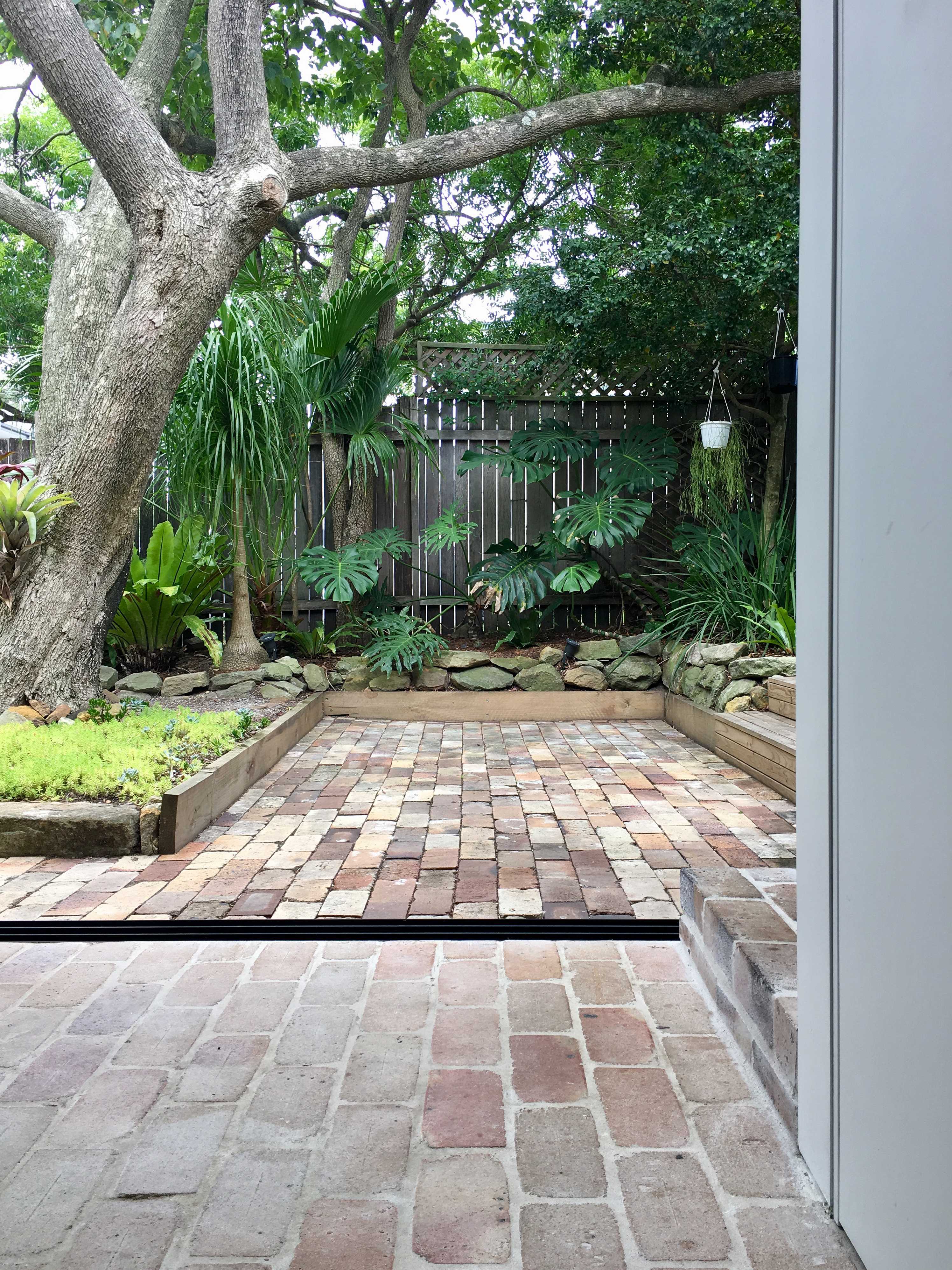 砖木交织,光影穿梭——阿尔托风格的 Villa Leichhardt-4