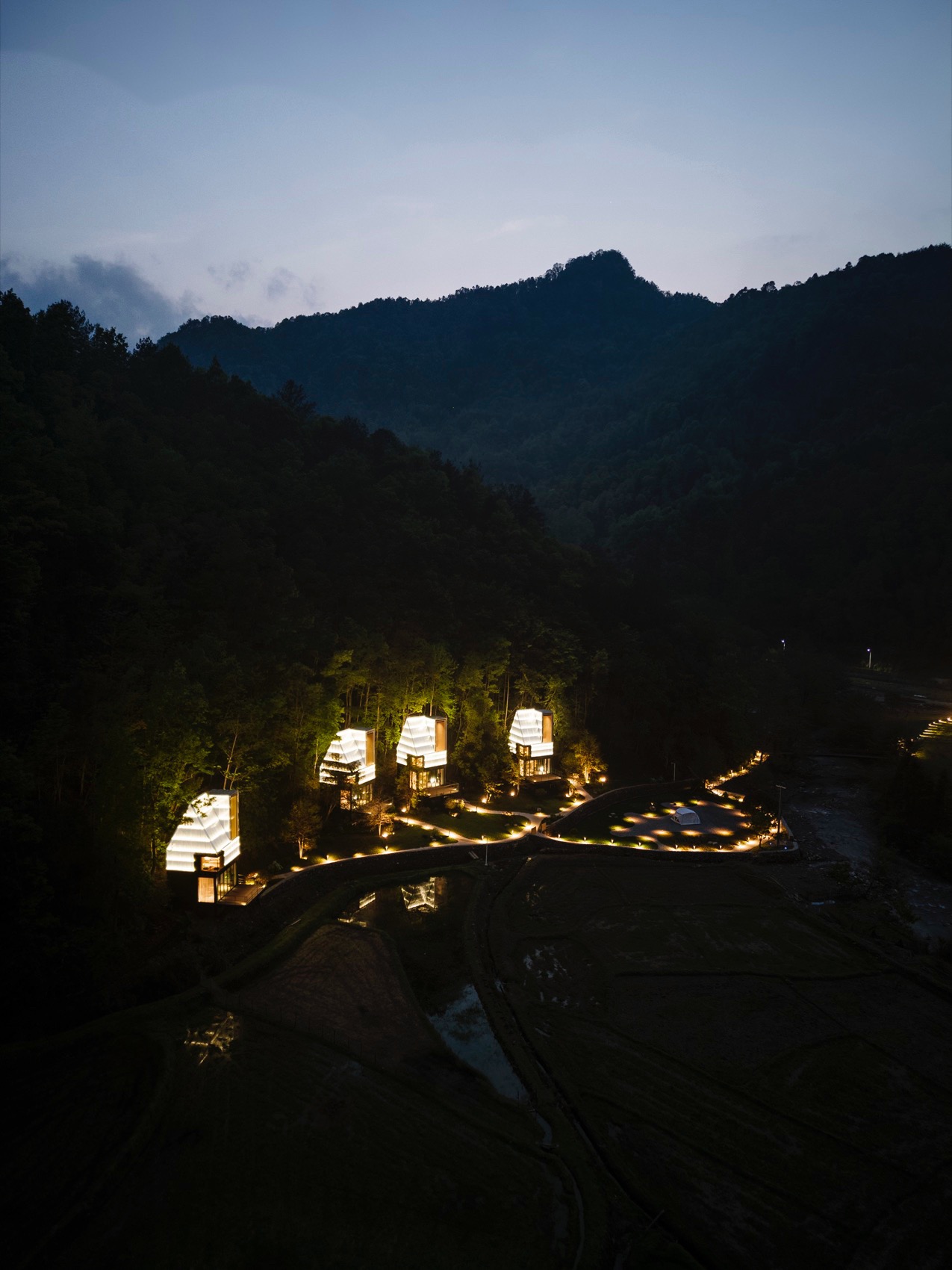 云躲躲·烟花小屋，湖南 / EERI 建筑设计工作室-31