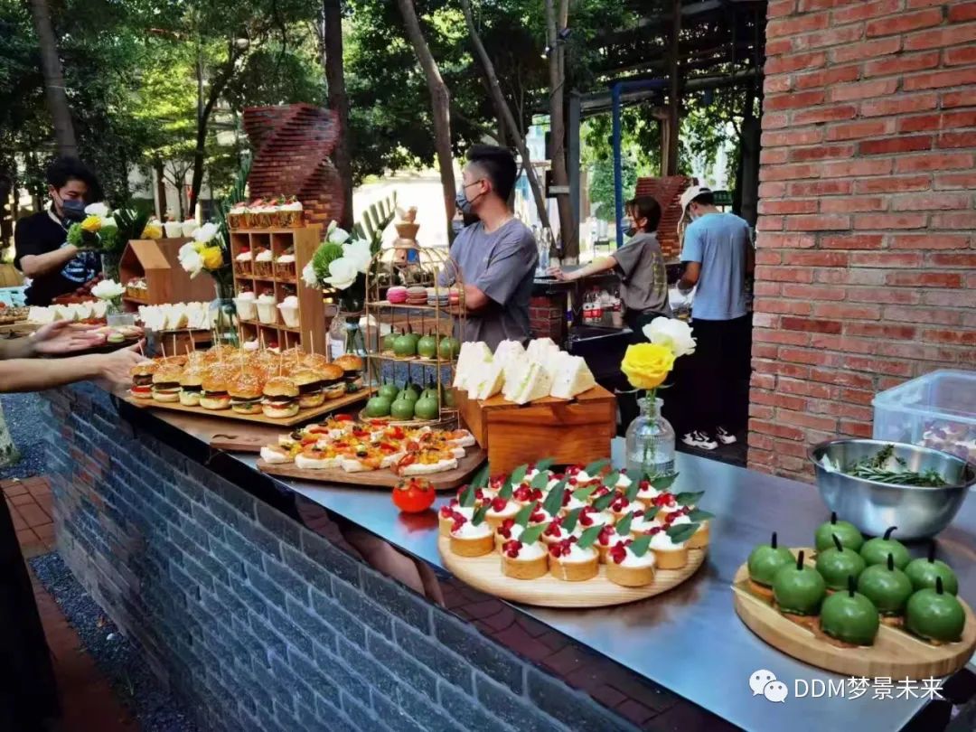 董小姐和马丁 · 成都城东公共艺术空间丨中国成都丨梦景未来,成都在行建筑设计事务所有限公司-47