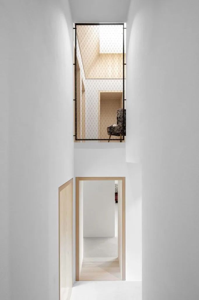 锯木路之屋丨意大利丨Arch. Daniel Ellecosta-14