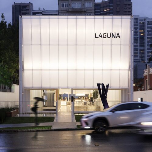 Laguna Gallery / Estúdio 41-44