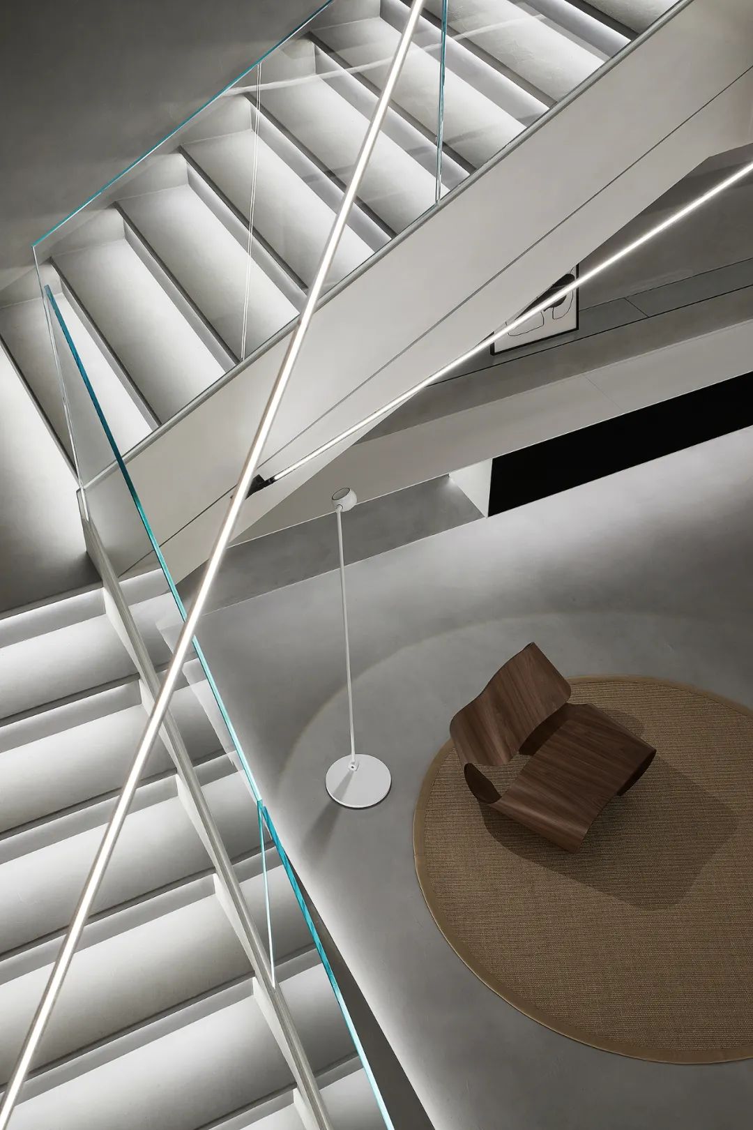 极简高级的白,连结体验世界的桥-50