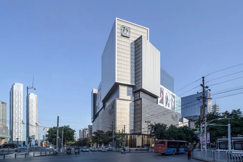 礼品盒建筑 · 郑州丹尼斯大卫城丨中国郑州丨Aedas-35