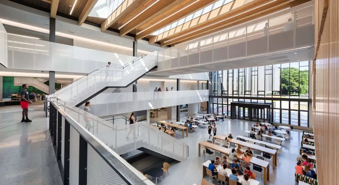 美国比尔里卡纪念高中丨暂无-17