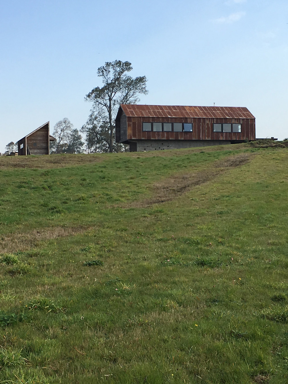 智利 La Trufera 房子 · 旧谷仓的环保再利用-24