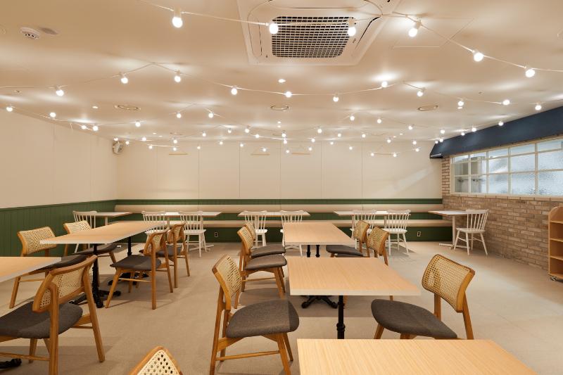 五十大气简洁的绿色餐厅设计-10