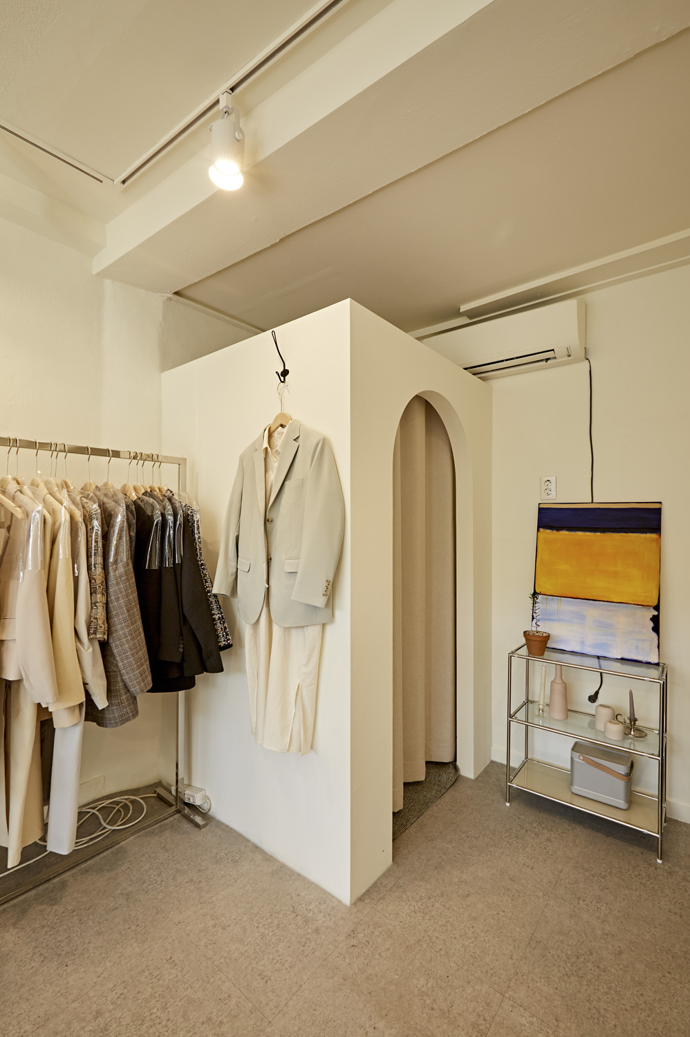 极简 7 坪衣橱空间，打造宜居生活美学-10