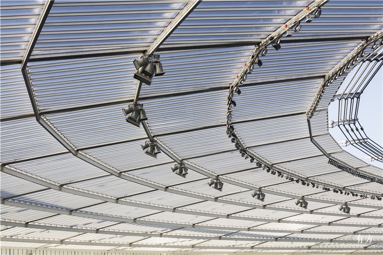 波兰霍茹夫希隆斯克体育场改建丨gmp·冯·格康,玛格及合伙人建筑师事务所等-17