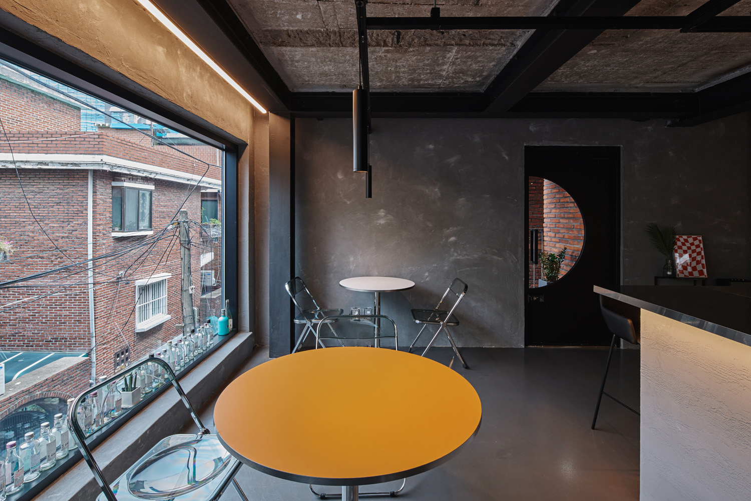 16 坪清新小酒馆，单价预算的室内设计佳作-8