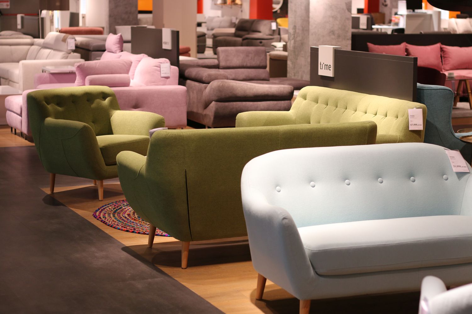 Lesnina XXXL家具店丨诺维萨德-0