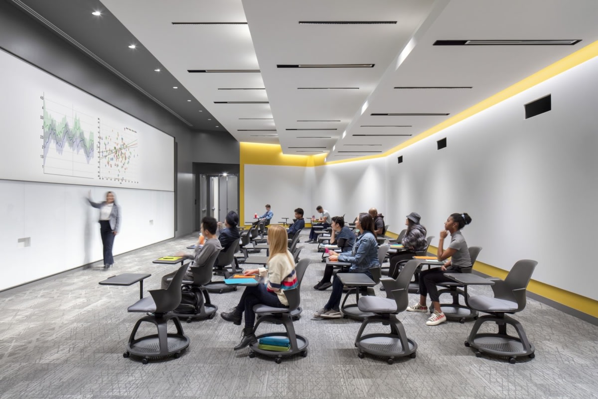 加州州立大学洛杉矶分校学生服务中心大楼改造丨美国洛杉矶丨ZGF Architects-22