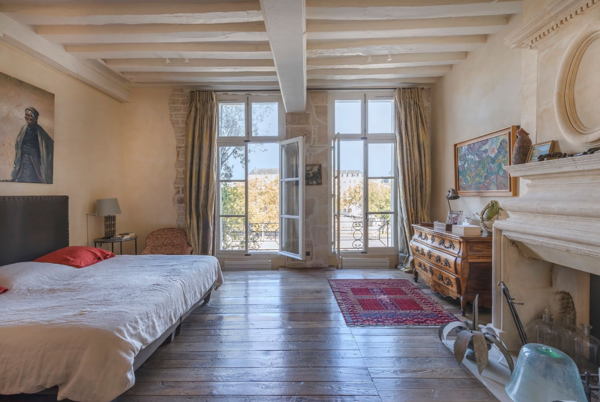 À vendre, un hôtel particulier de 676 m² sur l’île Saint-Louis | AD Magazine-5