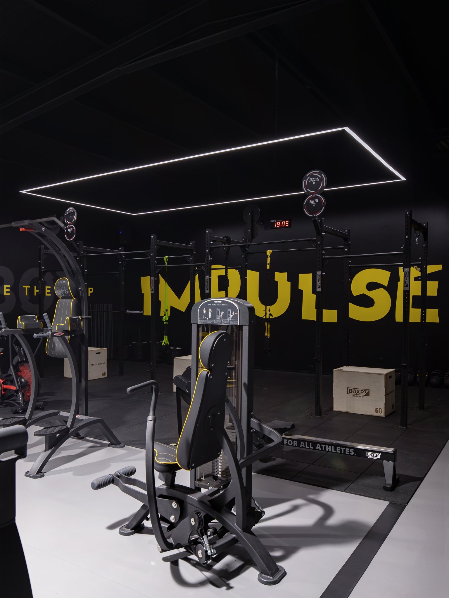 IMPULSE FITNESS 健身俱乐部丨葡萄牙丨Estúdio AMATAM-31