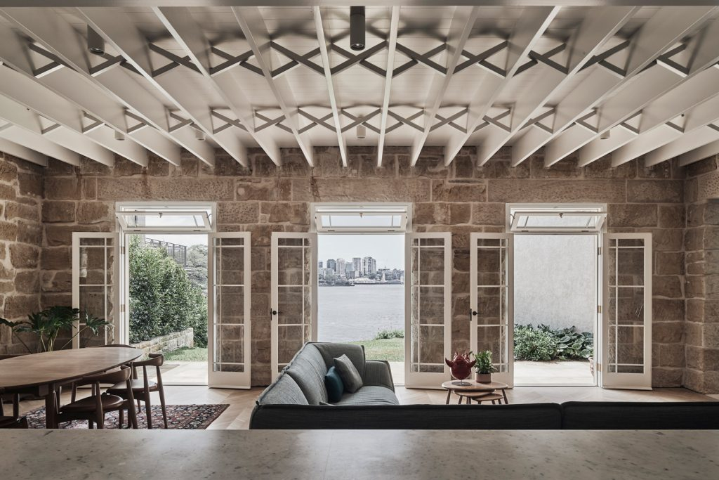 Two Parallel Buildings Above Sydney Harbour | Chenchow Little-25