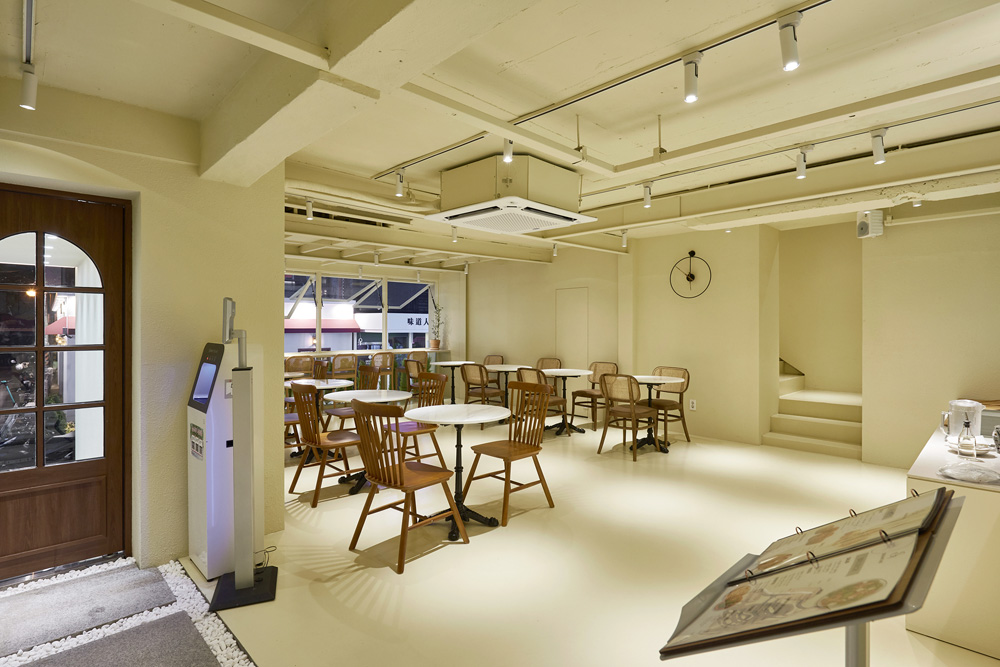 首尔 80 平高级设计咖啡厅-8