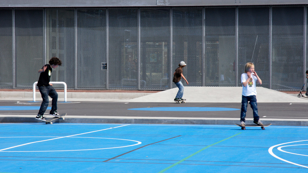 阿姆斯特丹 van Beuningenplein 公园化停车场设计-12