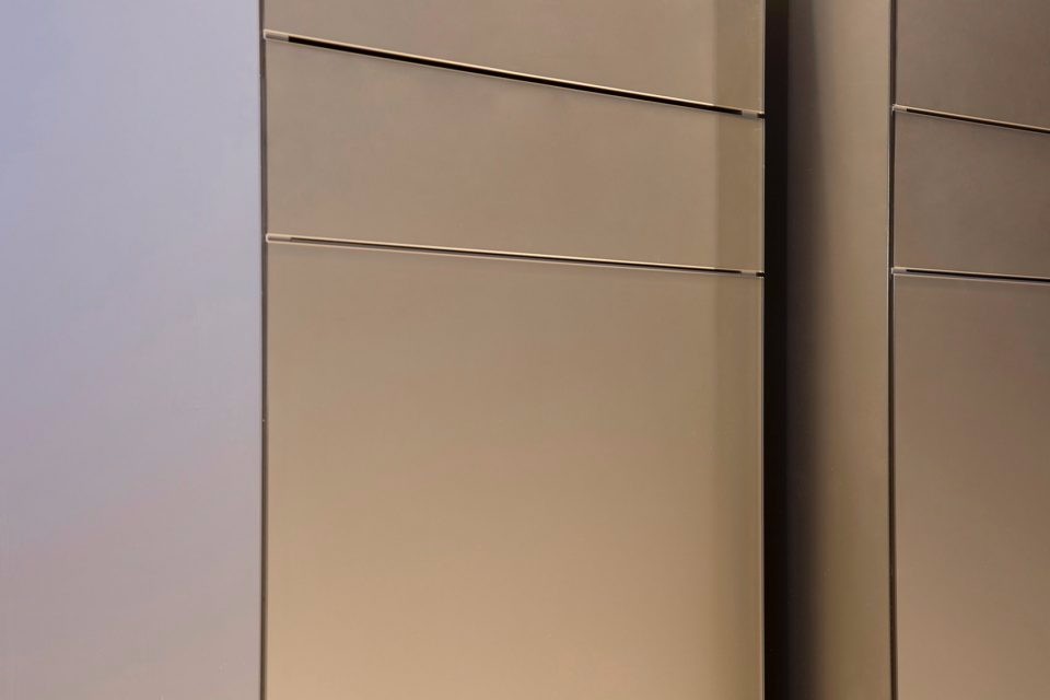 矩形空间“波浪”琥珀店-10