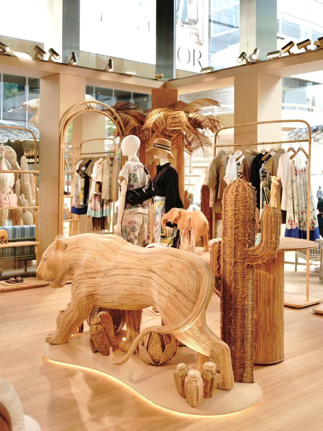 DIOR南法夏日快闪限时精品店丨中国深圳-17