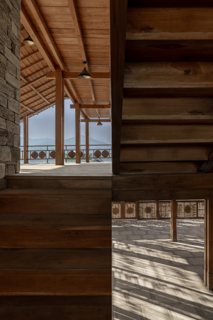 钱帕瓦特市场广场丨印度丨Compartment S4-51