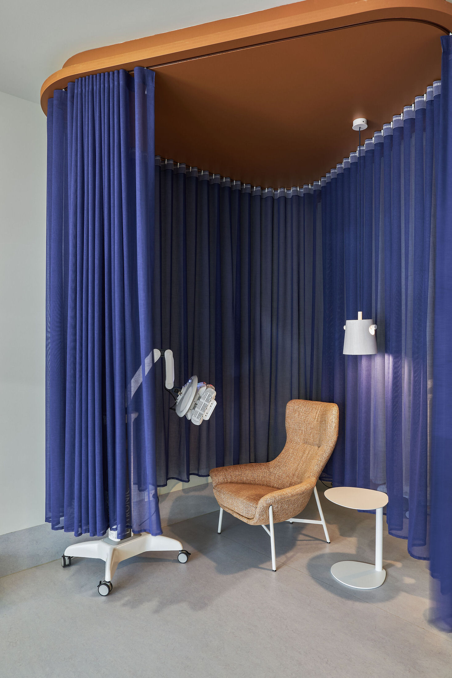 布里斯班的 Light Years Skin Studio丨澳大利亚布里斯班丨Maher Design-14